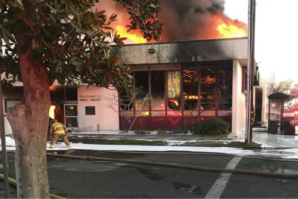 涉嫌纵火致2名消防员死亡 美国加州13岁男孩被控谋杀罪