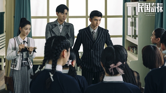 《民国奇探》中的现实与人性:轻巧外衣下的厚重思考