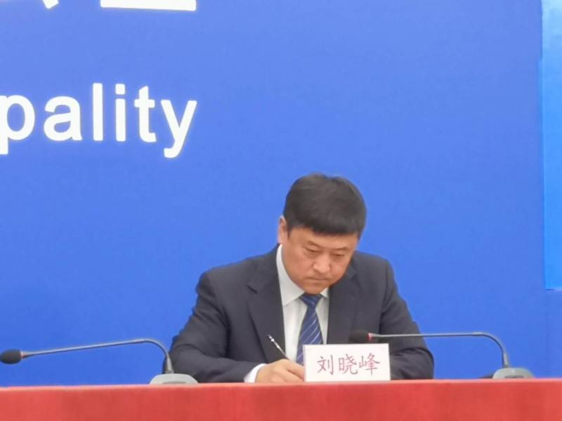 刘晓峰介绍说,户外运动原则上可以不用戴口罩,但要