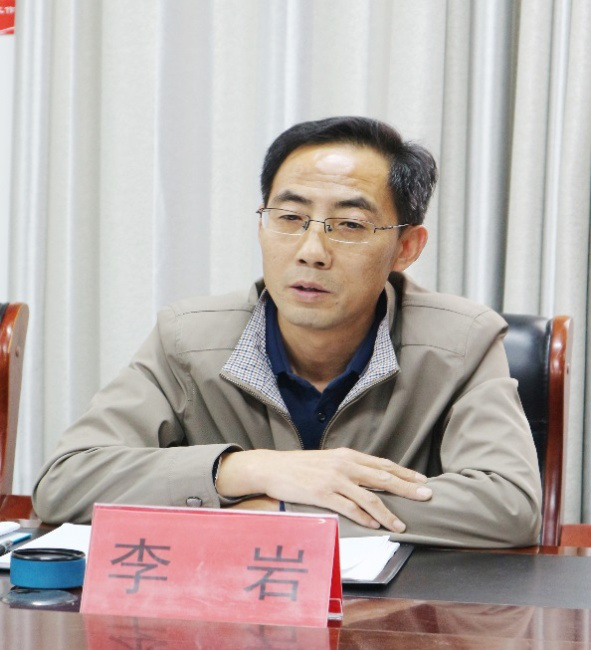 教育诊断把脉开方莱西市职教中心邀请青岛市教育局主任李岩为东明职业