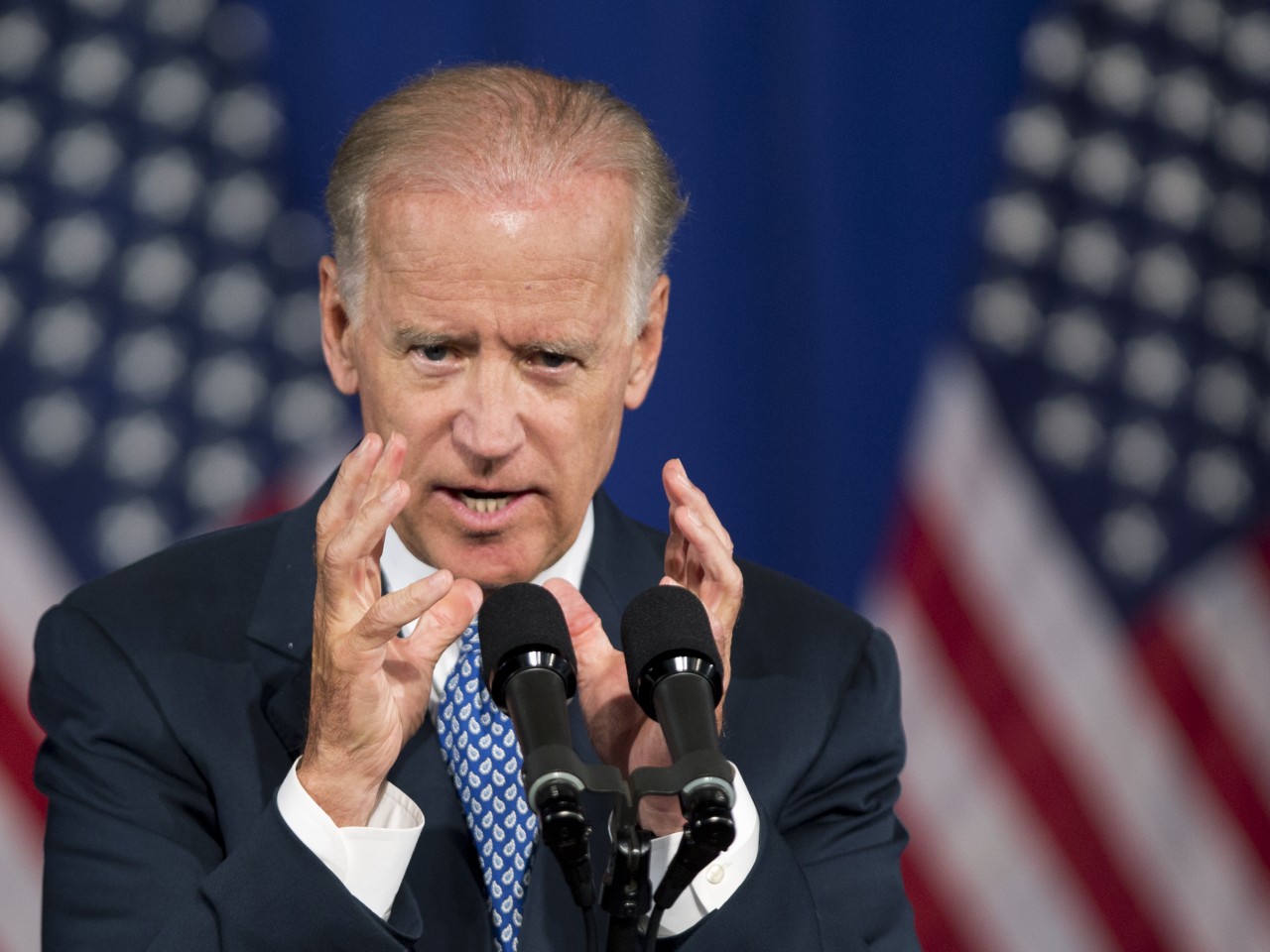 拜登:美国新冠肺炎确诊病例超500万"令人难以置信,极为心痛"