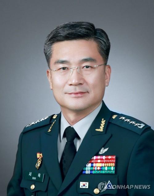 徐旭被文在寅提名为韩国新任防长（韩联社）