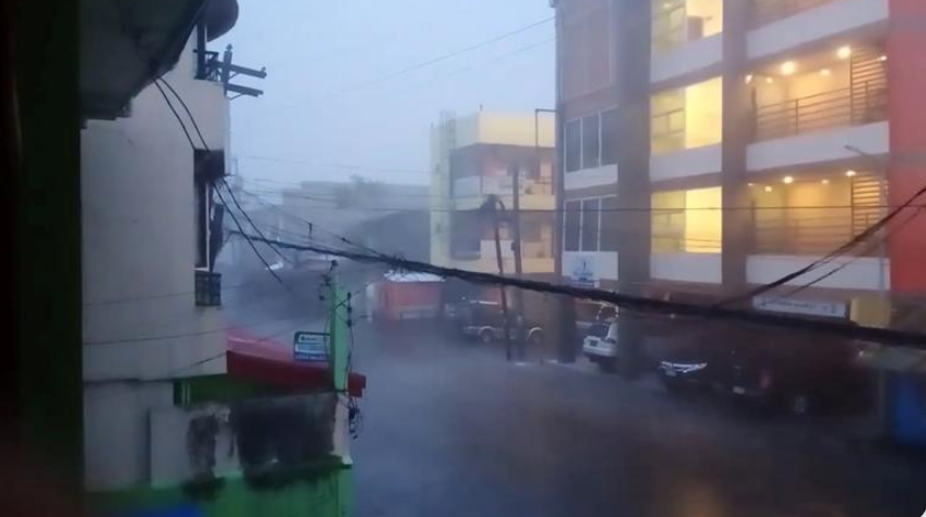 强台风“天鹅”肆虐菲律宾。（图源：路透社）