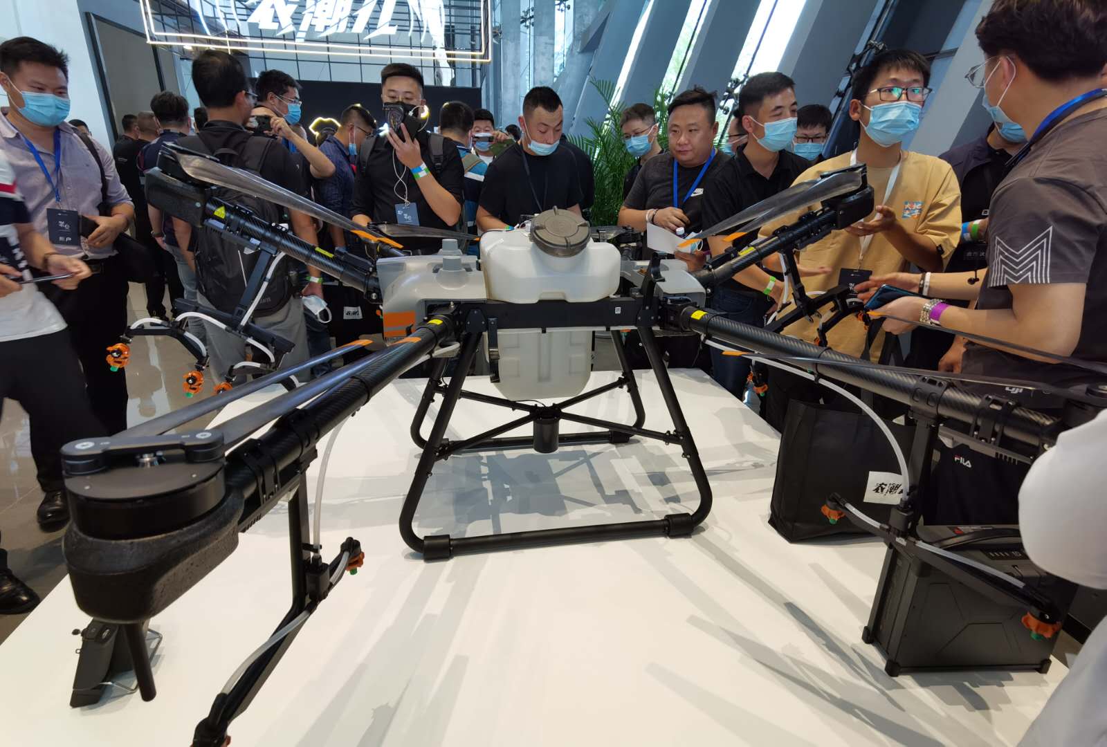 大疆农业发布t30植保无人机