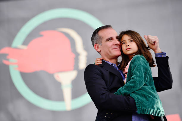 美国洛杉矶市市长和他的女儿（Getty）