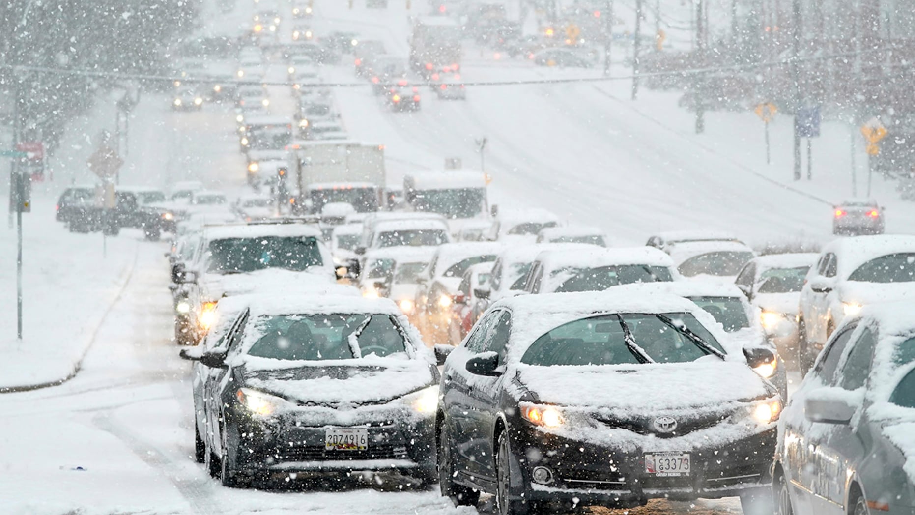 美国暴风雪来袭:已致7人死亡 多州进入紧急状态