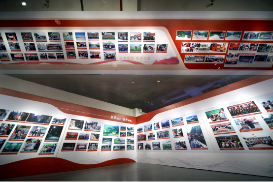 "追梦中华·侨与脱贫攻坚"网络主题活动成果展开幕