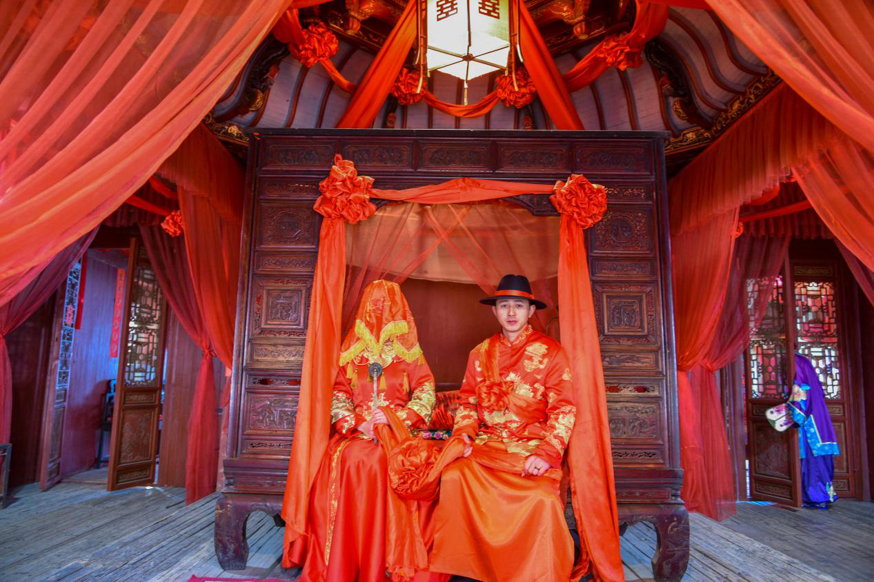 徽州婚俗引来天下客游篁岭古村品传统民俗