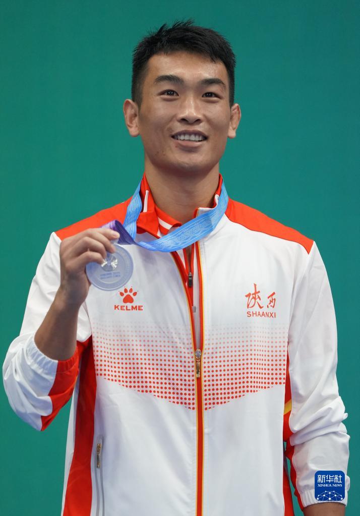 全运会武术散打男子75公斤级决赛柳文龙夺冠