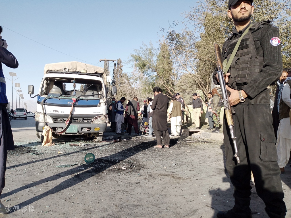 巴基斯坦奎达市发生爆炸致1名警察死亡17人受伤