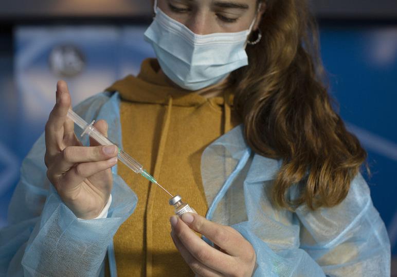 挪威29名老人接种辉瑞疫苗后死亡 卫生机构：对年长者风险大