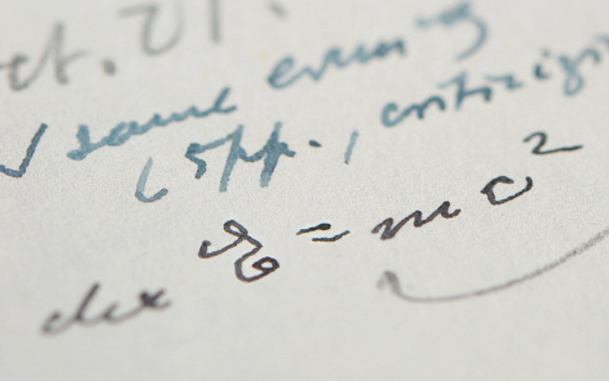 爱因斯坦手写的、带有著名质能方程的信