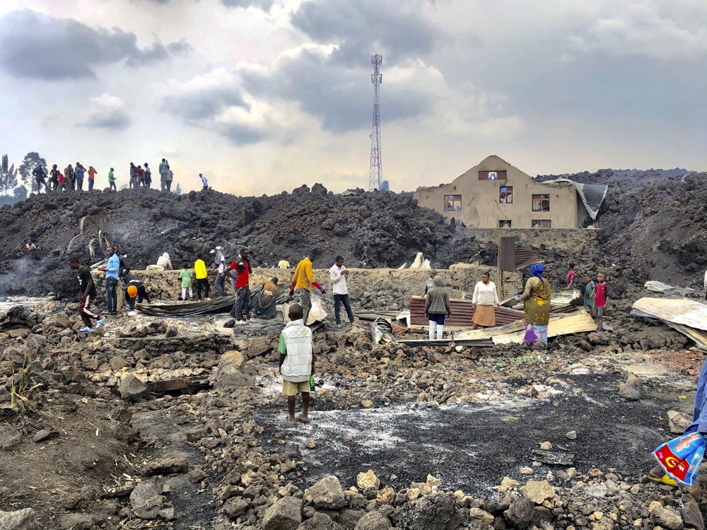 刚果（金）尼拉贡戈火山喷发已致15人死亡 170多名儿童或失踪