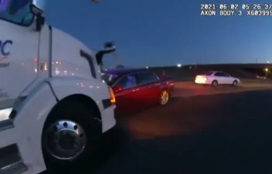 美国犹他州警方拍摄视频截图