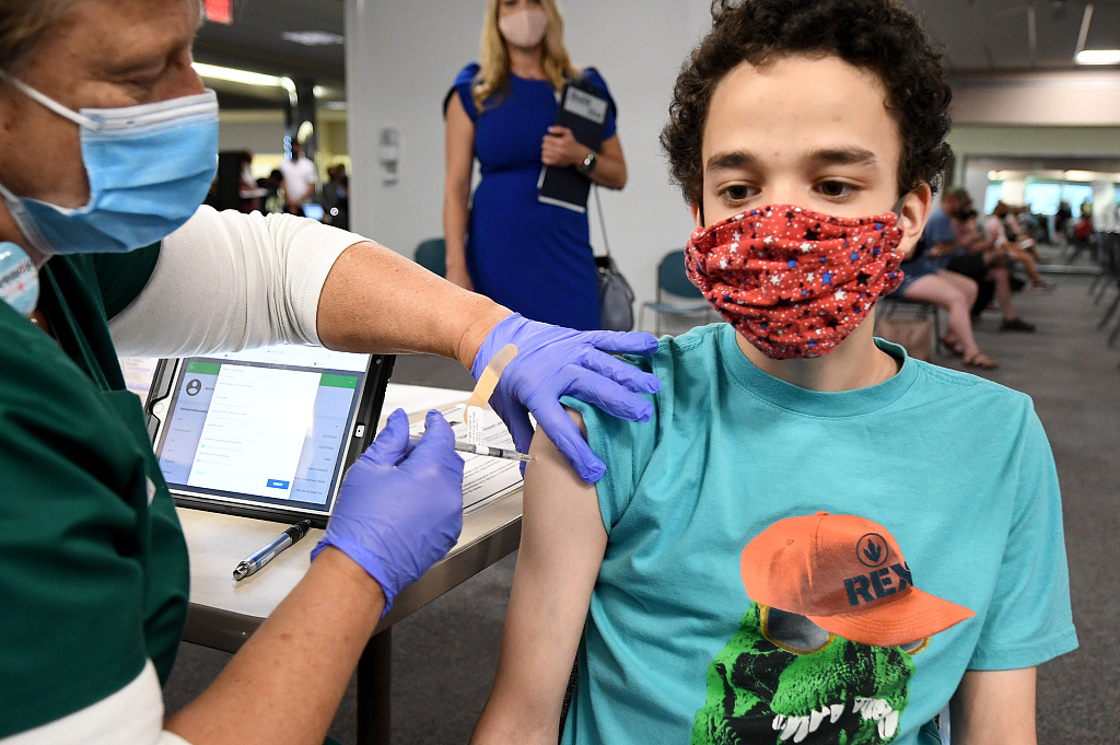 美国青少年接种新冠疫苗