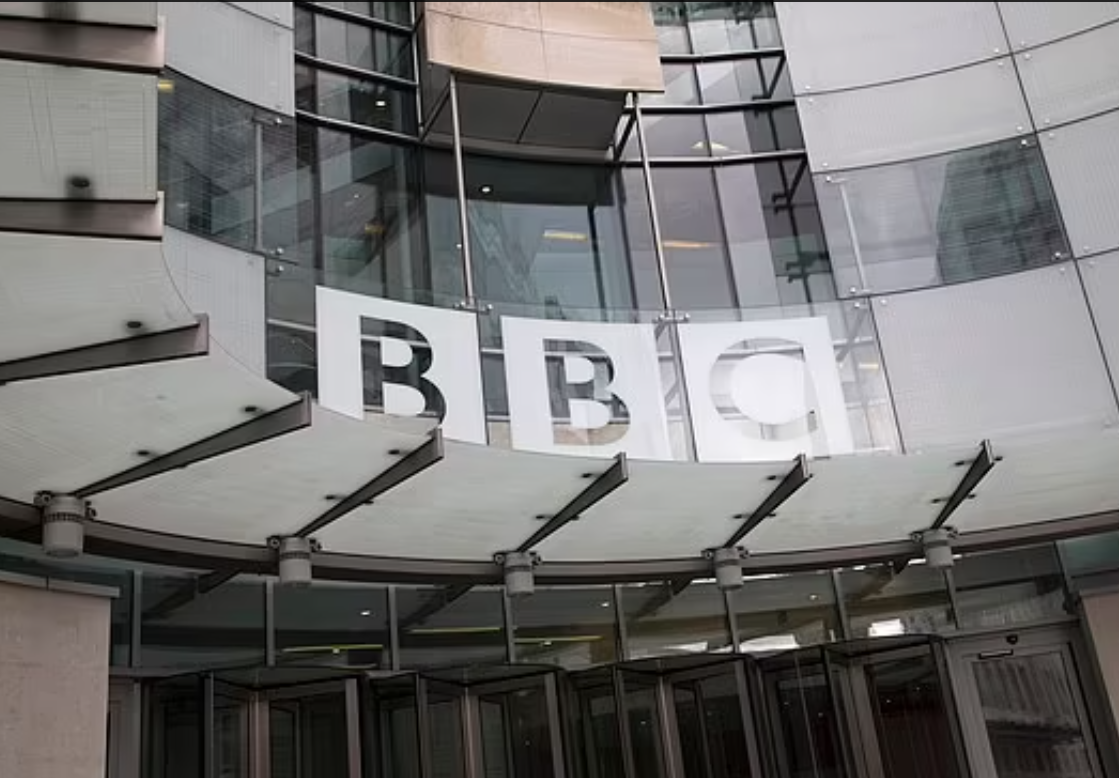 报道带偏见引众怒，BBC过去一年收到近50万次投诉创历史新高