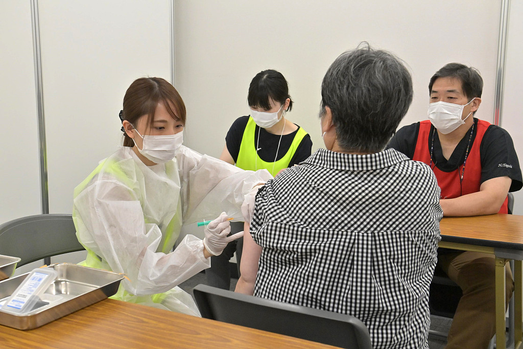 日本两对同名夫妇欲分别接种流感和新冠疫苗 医院搞混引质疑