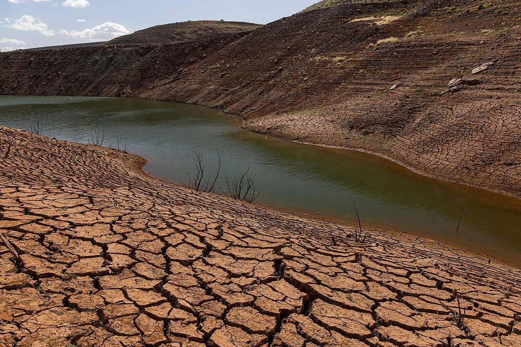 美国加州进入干旱紧急状态 州长敦促居民减少用水