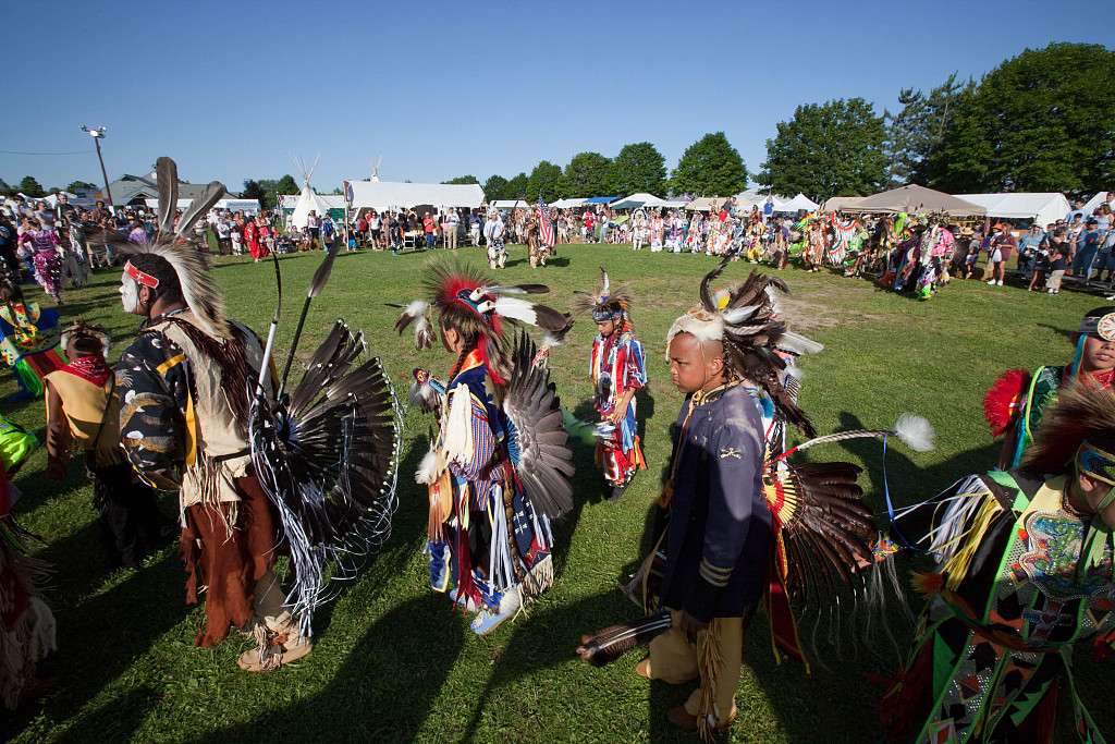 美国原住民感恩节举行哀悼活动：没有理由庆祝殖民者到来