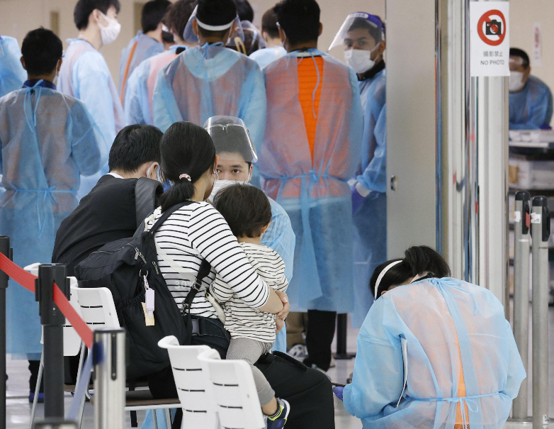 日媒：日本发现首例奥密克戎毒株感染病例