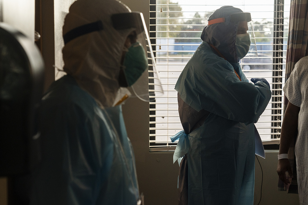 美国疫情再度加重，多州住院人数激增 世卫专家：病毒如野火