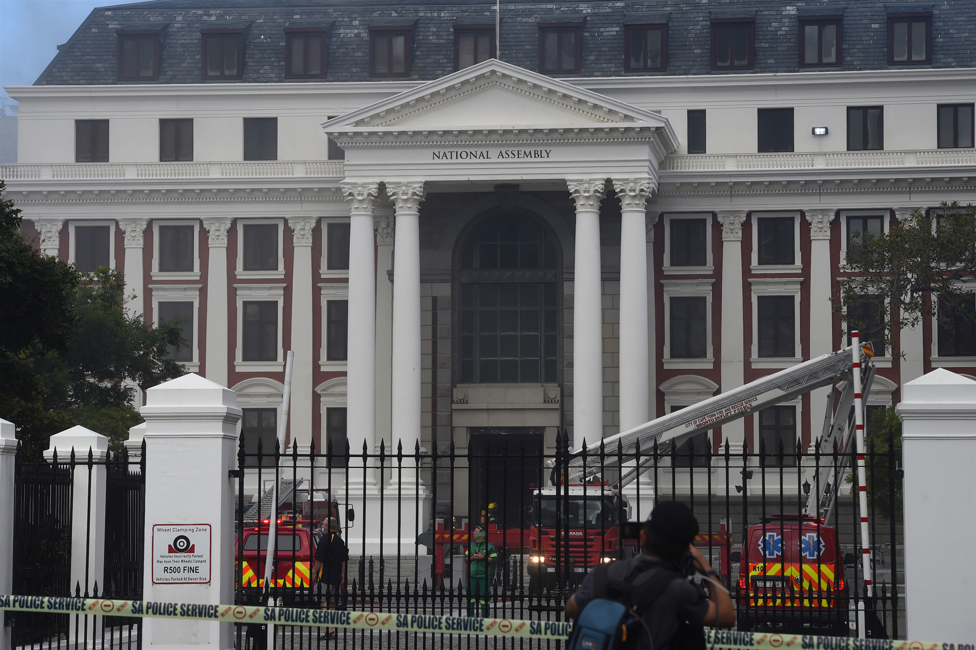 南非议会大厦失火一名嫌疑人已被捕