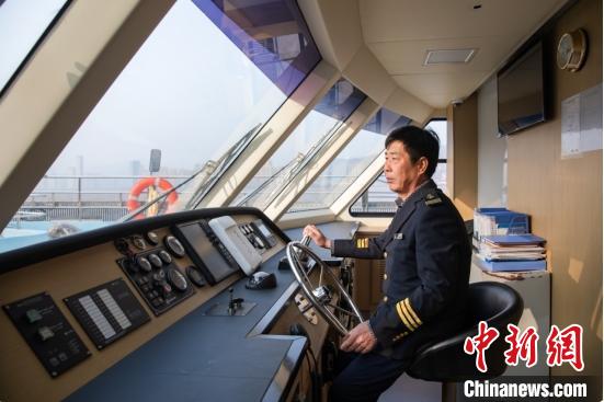 疫情下的年味纸短情长异乡报平安