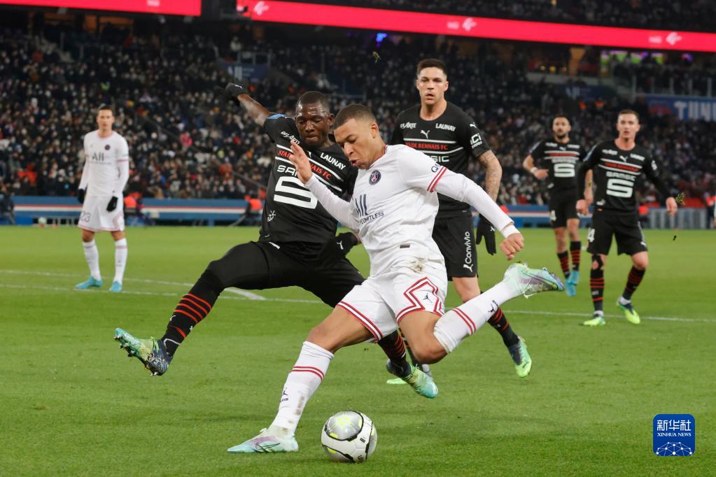 新华社发(里特·艾斯摄)当日,在2021-2022赛季法国足球甲级联赛第24轮