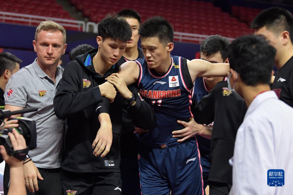 cba季后赛辽宁本钢胜阵广东东莞大益