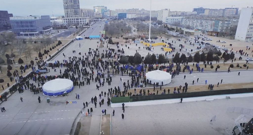 哈萨克斯坦爆发抗议