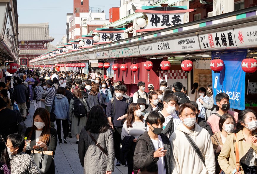 日本政府拟将入境隔离时间缩为3天 入境人数上限提至5000人