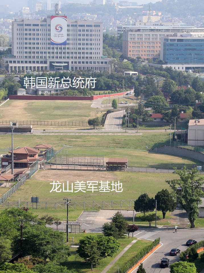 5月11日早上，尹锡悦上班途中，车队经过驻韩美军基地（韩国纽西斯通讯社）