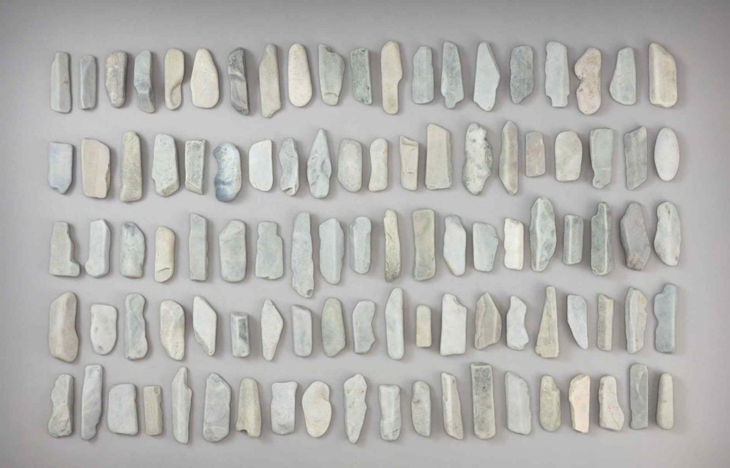 韩国全罗北道海底发现的磨刀石（韩国国立海洋文物研究所）