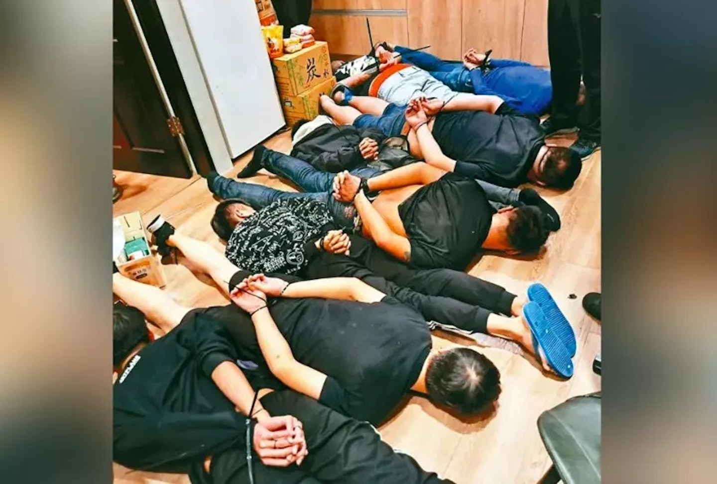 诈骗集团被捕（图：台媒取自警方）