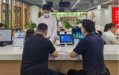 “一件事一次办”，既见证雄安效率，更离不开雄安质量丨高质量发展调研行·河北站