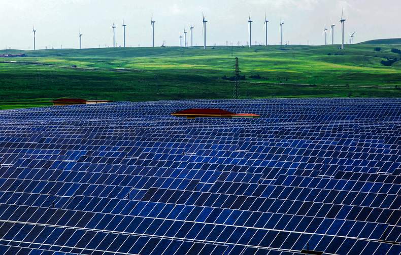 张家口：一座塞外山城的风与光｜高质量发展调研行·河北站