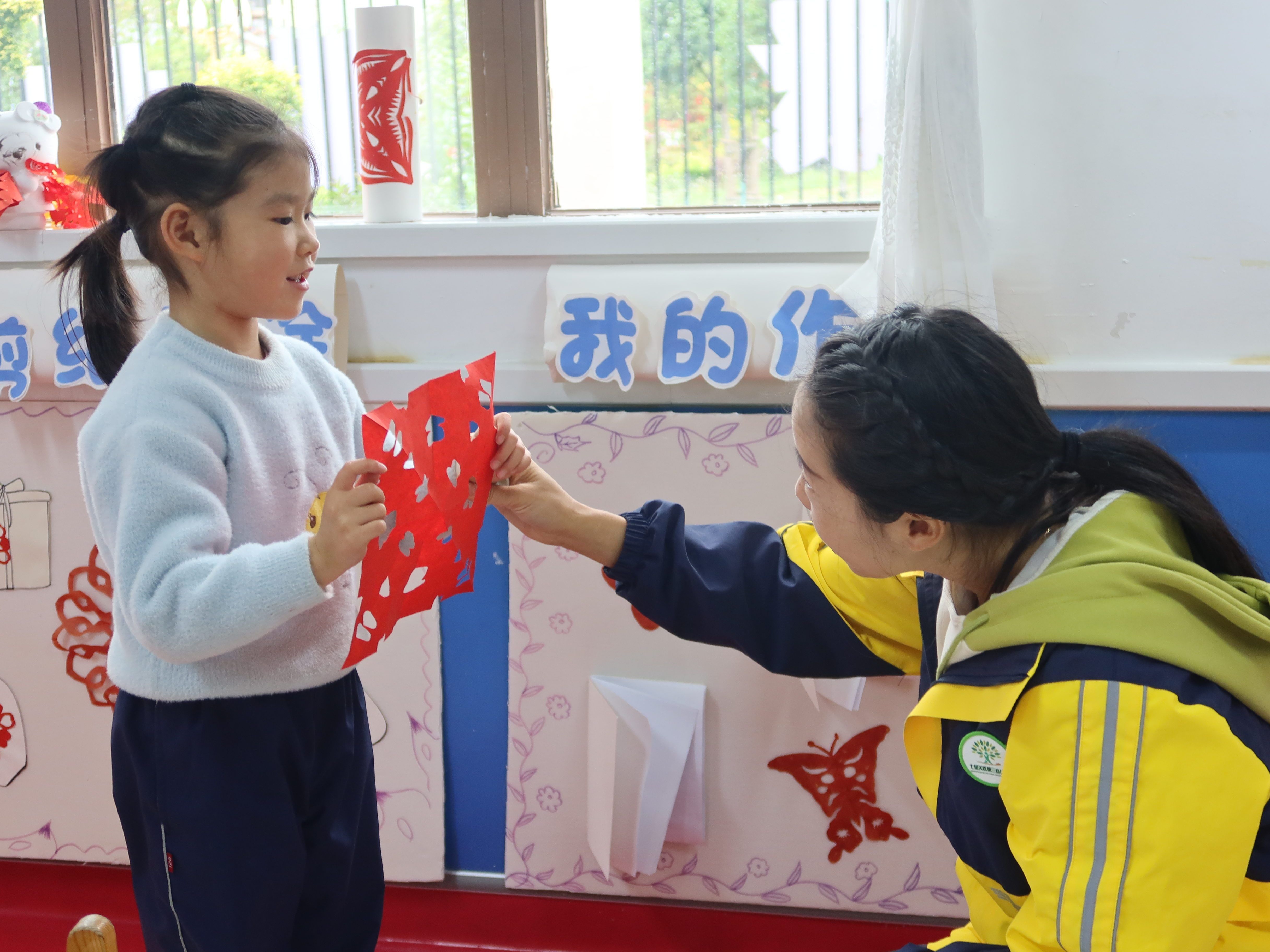 高质量发展调研行｜贵州最大易地搬迁安置点的幸福日子