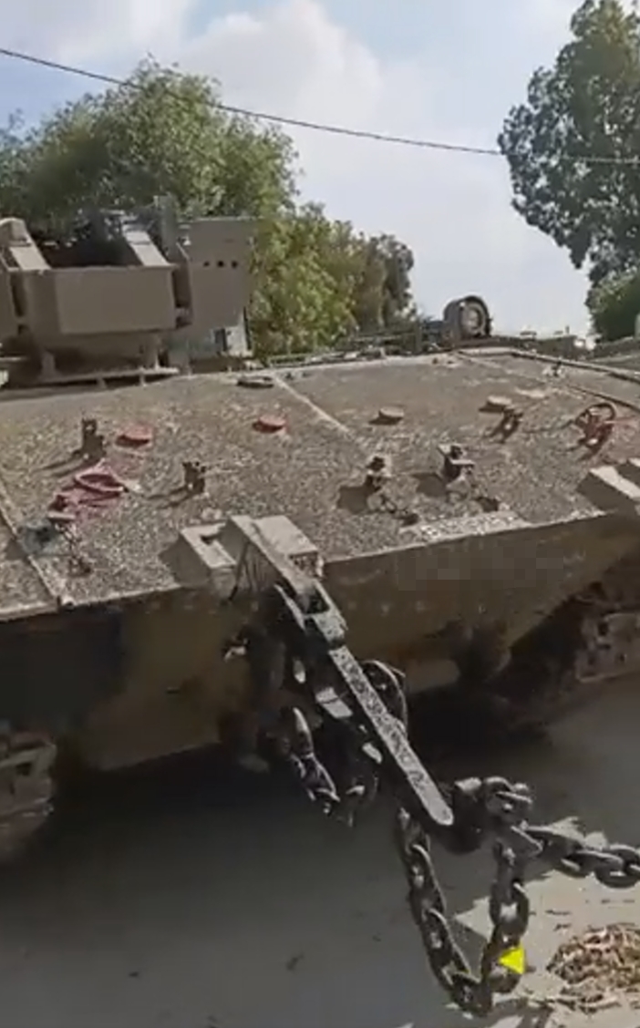 疑似哈马斯武装人员缴获以色列坦克画面（社交媒体）