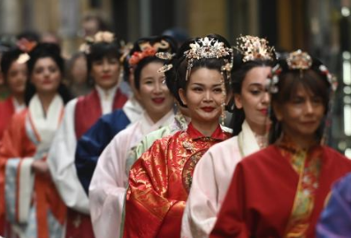 “汉服秀”惊艳瓦莱塔