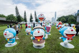 12米高“哆啦A梦”充气雕塑亮相香港