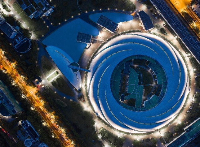 这束光，闪耀“第一动力”的光彩｜高质量发展调研行·记者手记