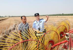 江苏沭阳：“田间警务”护航夏收夏种