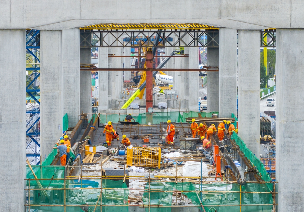 浙江宁波：九龙大道快速路建设正酣