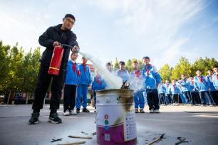 河北肥乡：消防进校园 提升学生安全意识