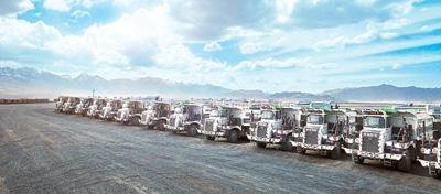 “聪明车”驶上“智慧路”（“融”观中国）