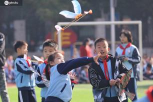 福建厦门：校园科学节 放飞航天梦