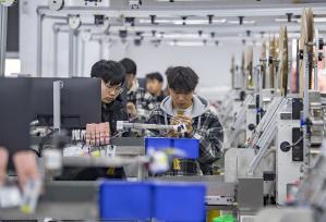 江西新余：大学生实训中心作业