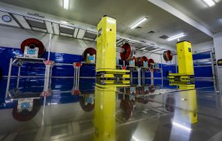 江西新余：智能车间机器人上岗作业