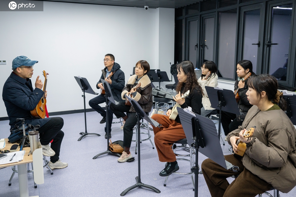 浙江长兴：职工免费上“夜校”