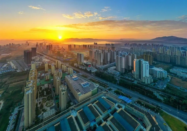 上半年国民经济迎难而上、稳中向好